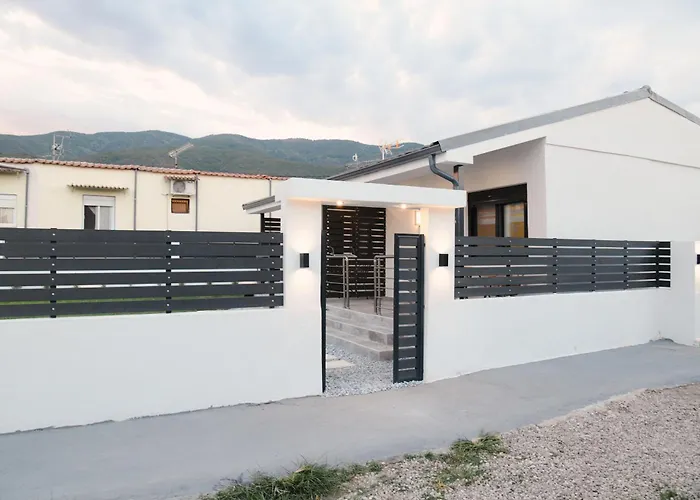 Lantställe Eligio Luxury