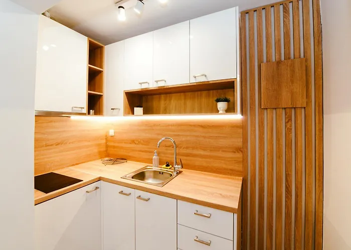 Eligio Luxury * 아스프로발타